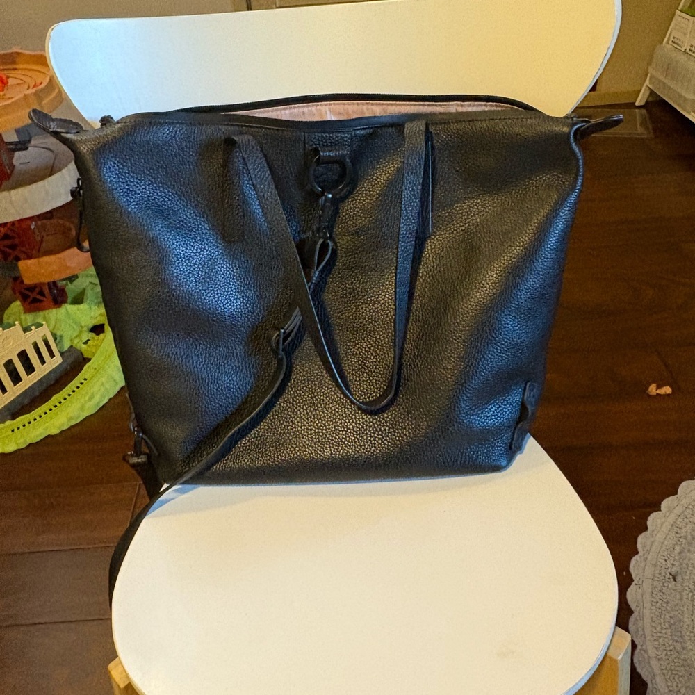 Caraa Black Leather Studio Tote Bag
